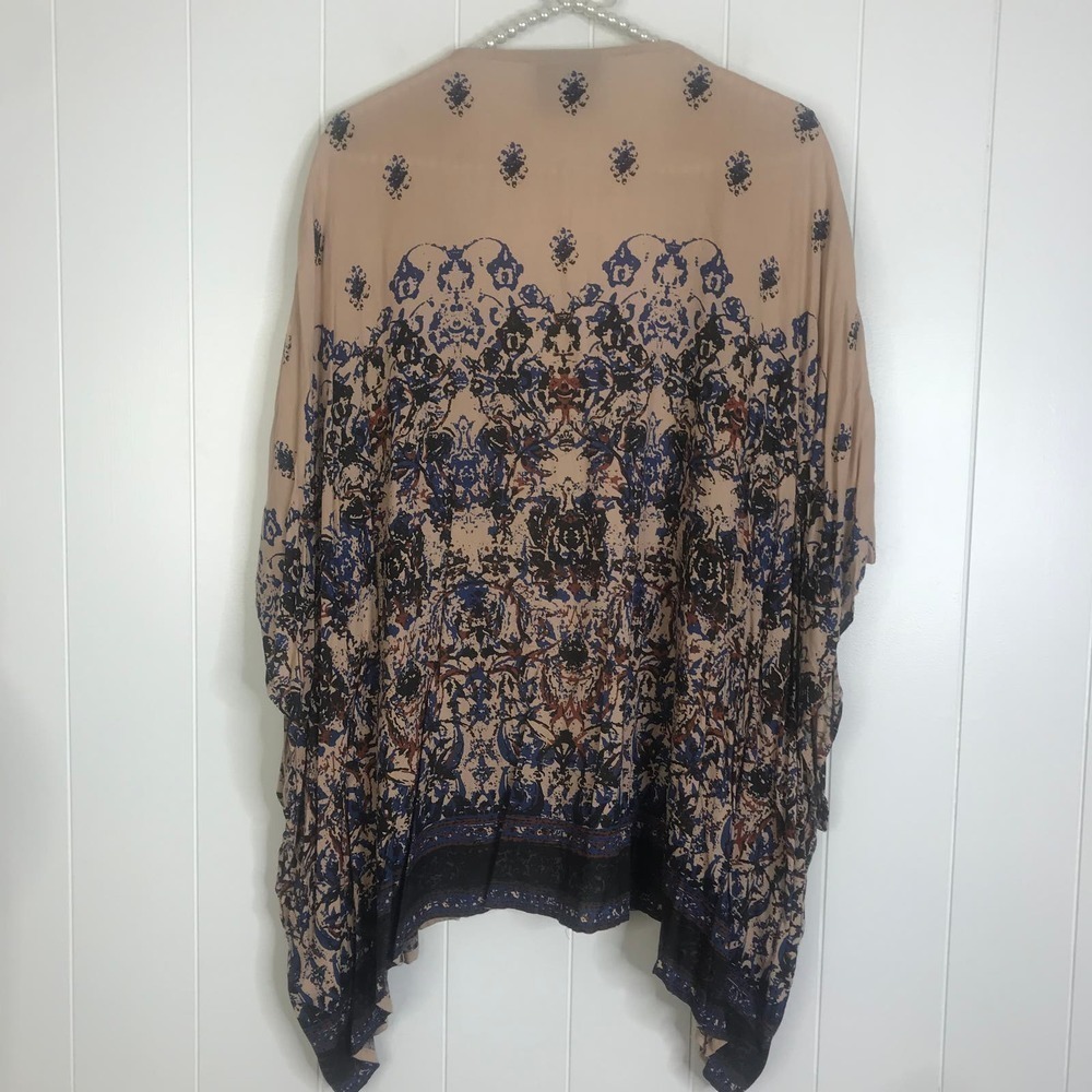 Anthropologie Beautiful Stories Pale Pink Beaded Dolman Sleeve Kimono OSFM - Picture 5 of 7
